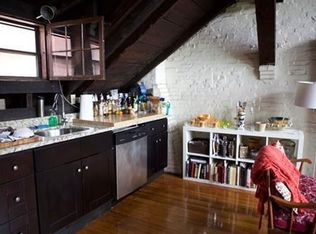 8 Champney Pl #3, Boston, MA 02114