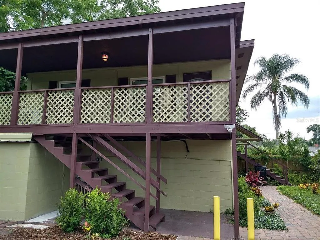 2 bed, 1.0 bath, 900 sqft, $2,045 — Photo 3