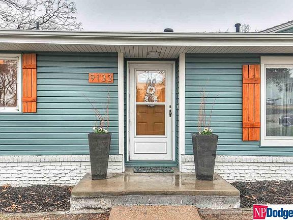 3rd image of 9133 Sahler St
