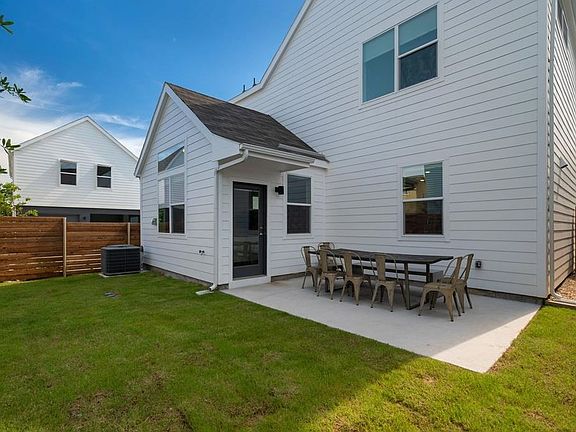 3rd image of 1229 Clifftop Ln #4I2S4E