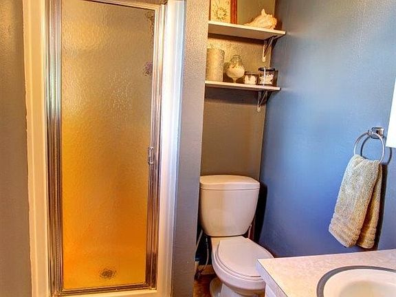 3rd image of 60338 Pembrook Ln