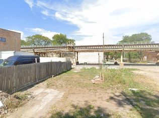 2735 W Lake St, Chicago, IL 60612