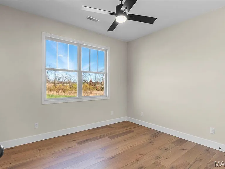 2640 Walden Blvd — Photo 10