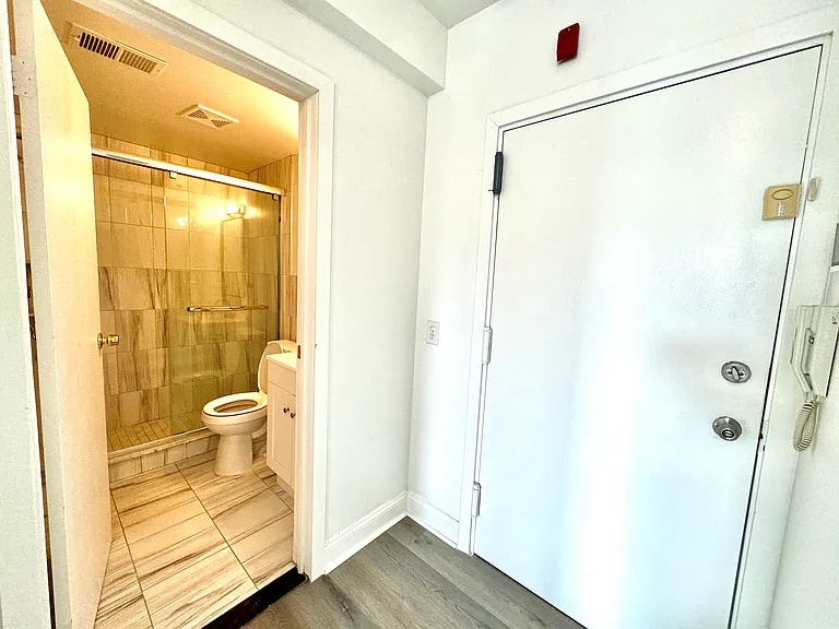 20 N 40th St #34 — Photo 6