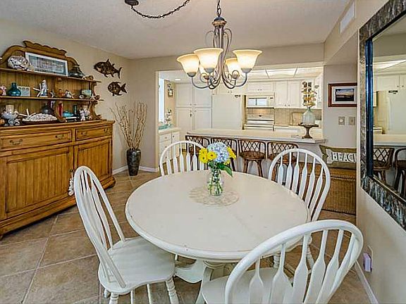 5th image of 1480 Gulf Blvd APT 403