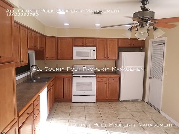 5th image of 5407 Yarborough Ln