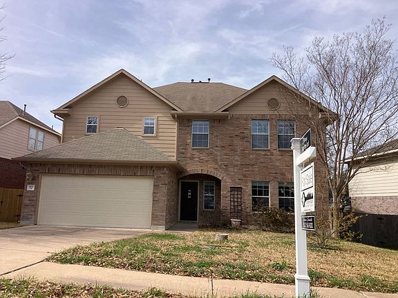 3rd image of 403 Red Hawk Dr