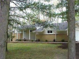 18205 Fern Ln, Walton Hills, OH