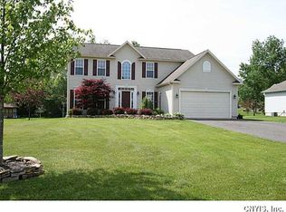 3188 Greenleafe Dr N, Phoenix, NY 13135