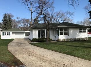 3610 Falcon Ct N, Rolling Meadows, IL 60008