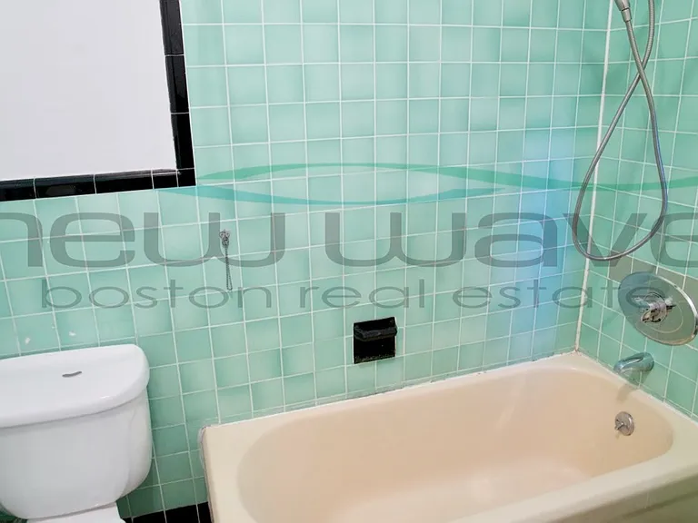 504 Beacon St #24 — Photo 7
