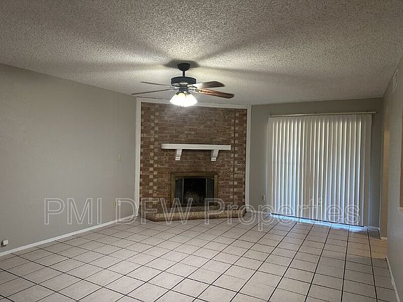 3rd image of 1833 Angelina Dr