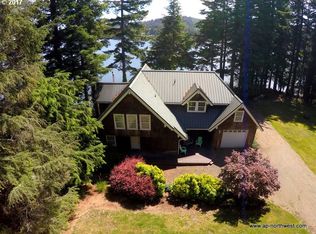 2092 NE West Devils Lake Rd, Lincoln City, OR 97367