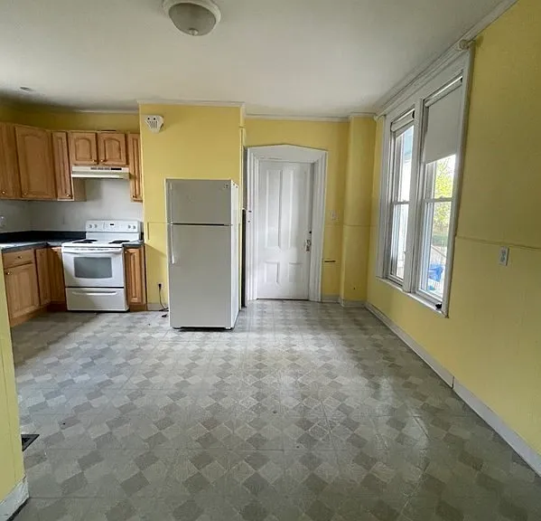 84 Walker St #1 — Photo 3