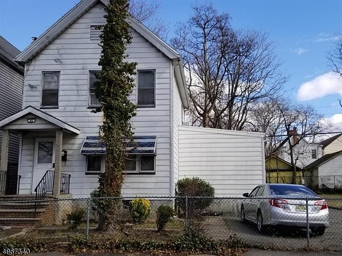 1st image of 66 Long St