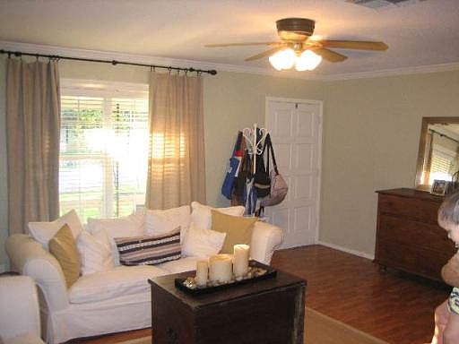 4th image of 1707 MOUNT JOY DR