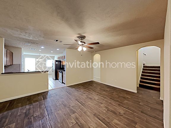 5th image of 19147 Canaras Ct