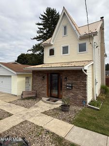 613 N 10th St, Bellwood, PA, 16617