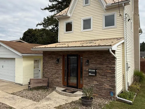 613 N 10th St, Bellwood, PA 16617