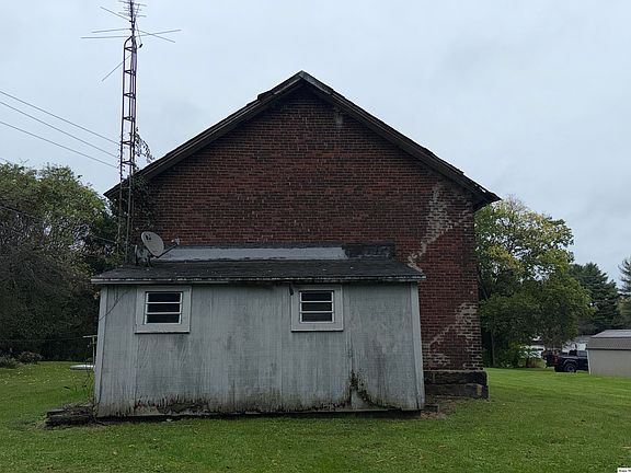 5th image of 2280 Brownsville Rd