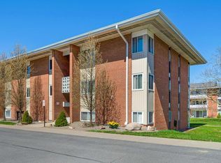 2250 N Triphammer Rd #F12, Ithaca, NY 14850