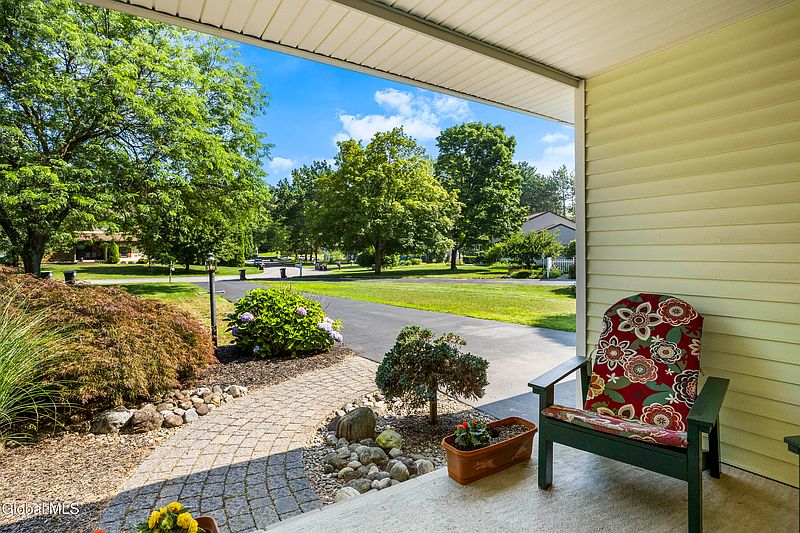 4th image of 308 Polsinelli Drive