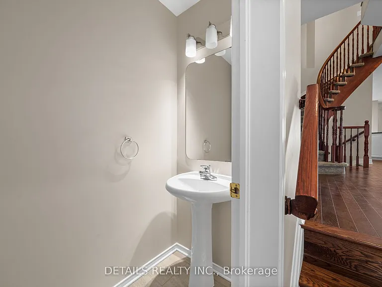 1287 Klondike Rd — Photo 4
