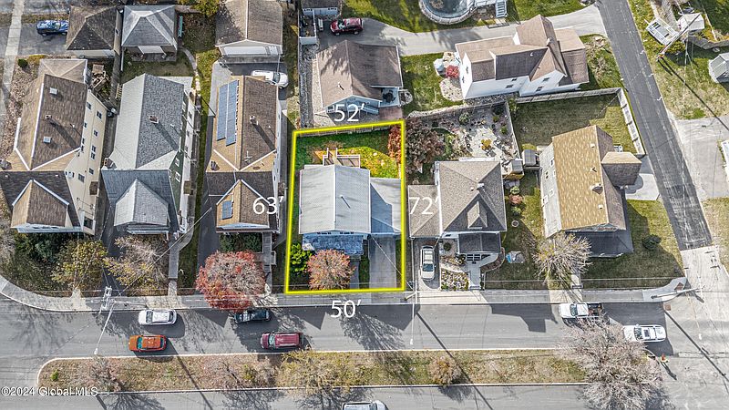 2nd image of 2110 Eastern Parkway