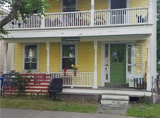 245 High St, Bristol, RI 02809