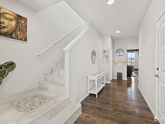 3rd image of 10408 Spruce Avenue
