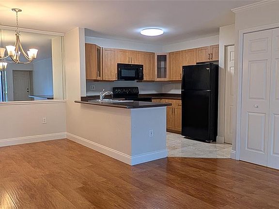 4th image of 5602 Baywater Dr