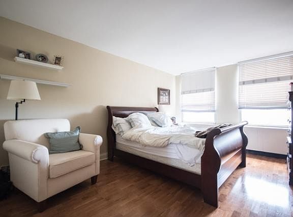5th image of 2626 N Lakeview Ave APT 1209