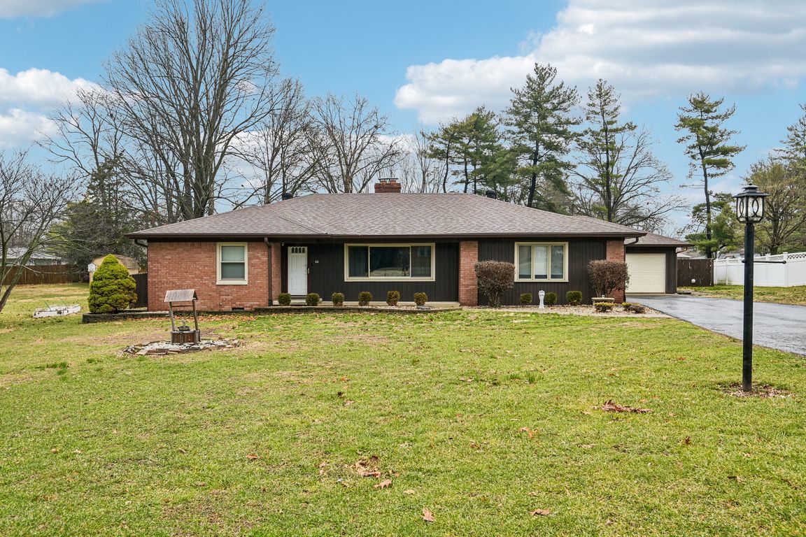 McFarland Rd-S0503-1-002.jpg