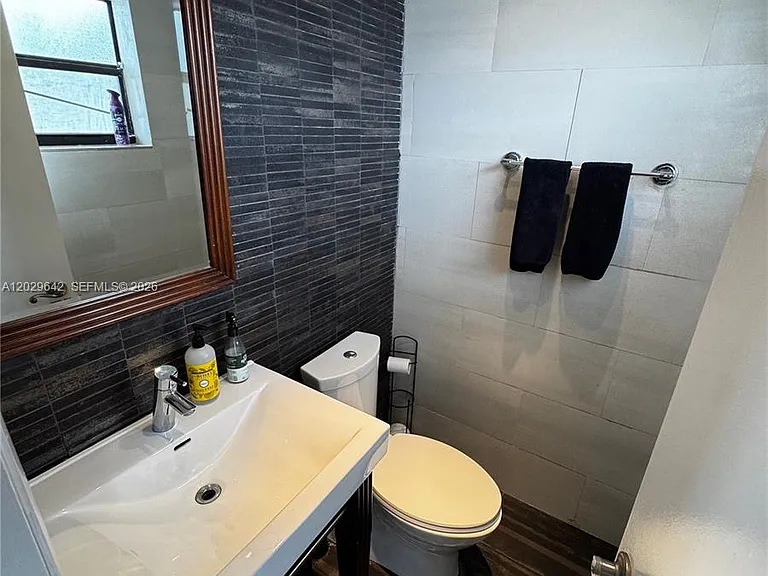 1617 Jefferson Ave #Penthouse 3 — Photo 4