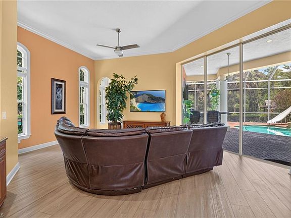 4th image of 5771 Dogwood WAY
