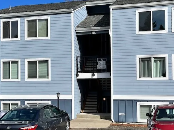 47 Eagle Crest Dr Unit 11, Lake Oswego, OR 97035