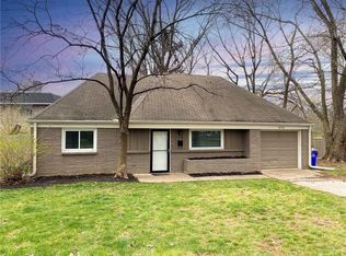 8719 Switzer Rd, Overland Park, KS 66212