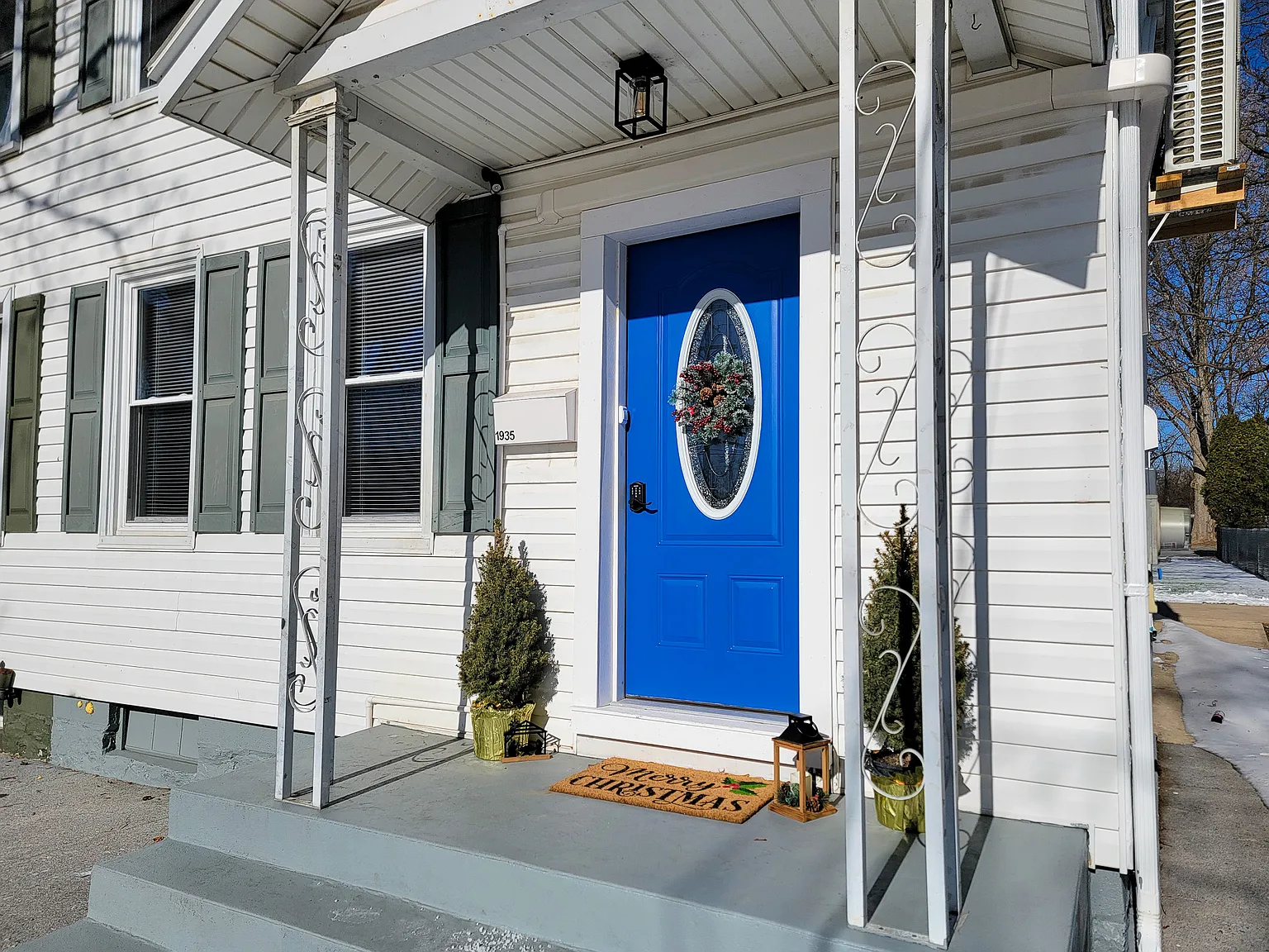 3 bed, 1.5 bath, 1040 sqft, $1,595 — Photo 3