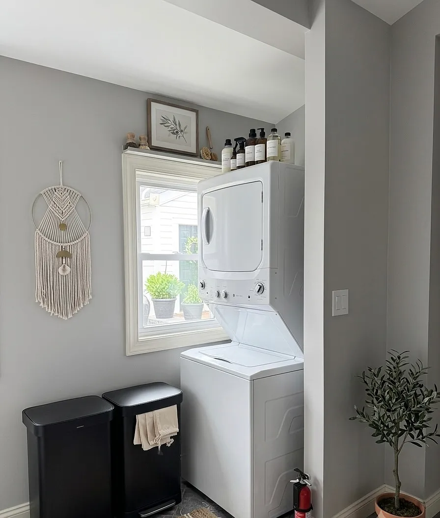 2 bed, 1100 sqft, $2,160 — Photo 4