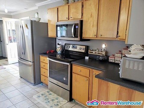 5th image of 6601 Fernwood St