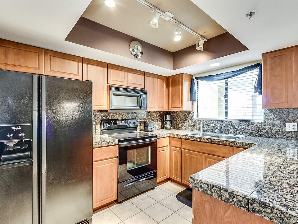 1st image of 5104 N 32nd St Unit 317