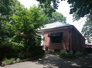 11 Worthington Rd, Brookline, MA 02446