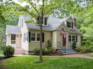 12 Hall Rd, Dudley, MA 01571