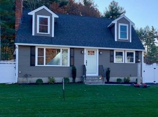 61 Carleton Rd, Tewksbury, MA 01876