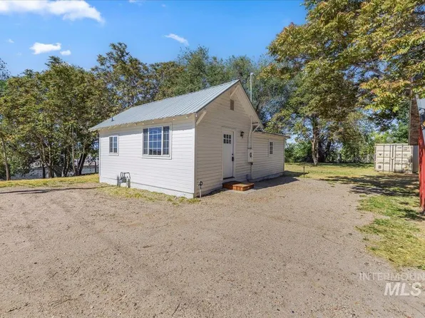 109 Parma Rd, Parma, ID 83660