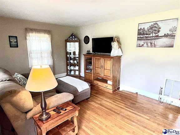 5th image of 1402 Rollins Ave