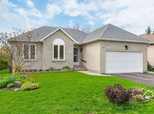 64 Gosney Cres, Barrie, ON L4N6T7