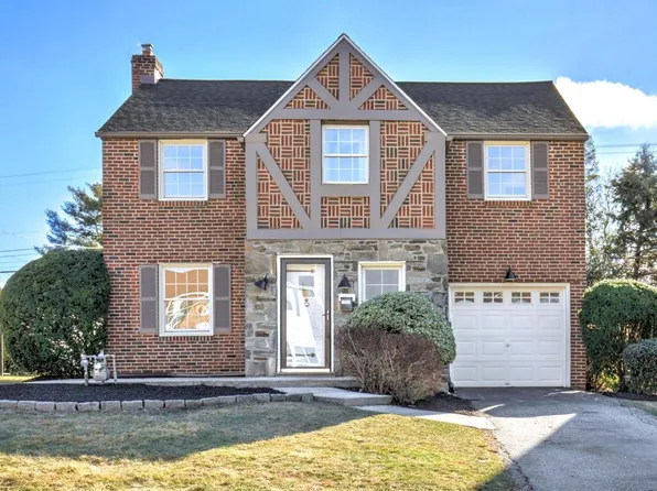 1529 Brierwood Rd, Havertown, PA 19083