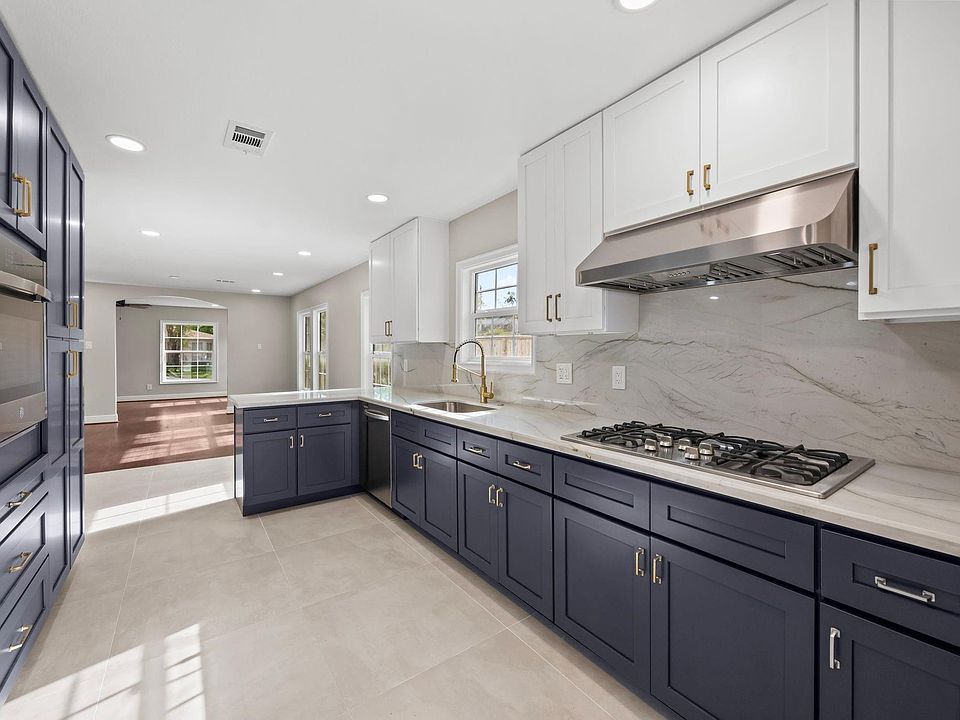 1st image of 2538 Southgate Blvd