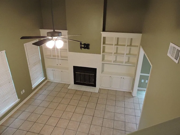 5138 Stumberg Ln — Photo 8